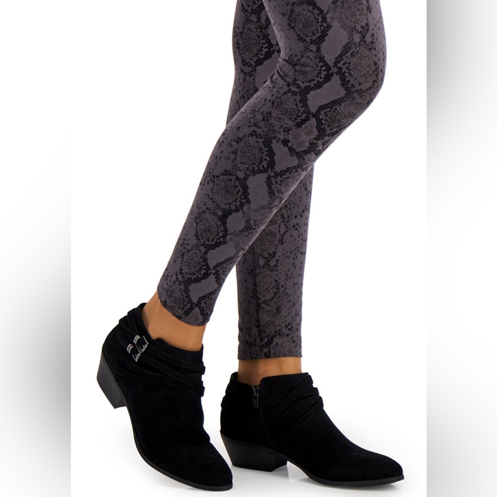 Style & Co Women’s Willoww Bootie in Black - Size 7.5
